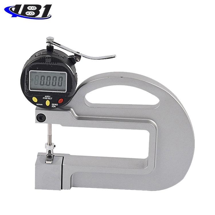 Digital display thickness gauge