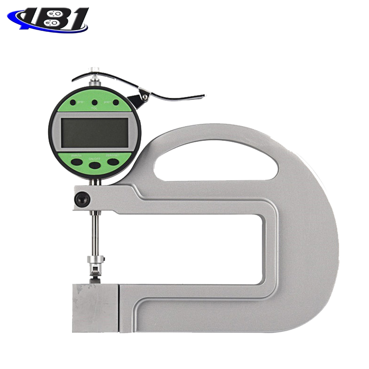 Digital display continuous thickness gauge